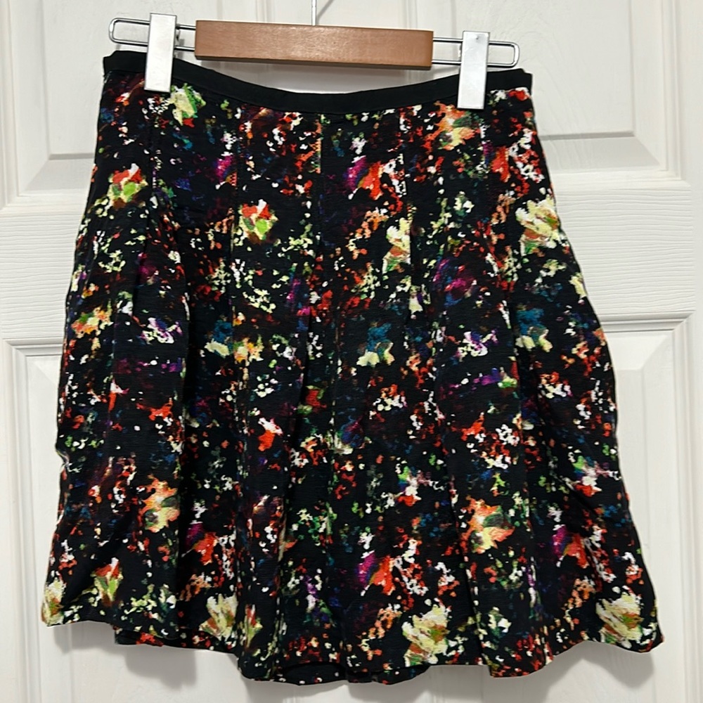 GAP mini skirt. Size 2